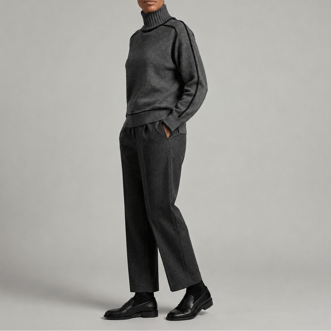 Women's Contrast Trim Ribbed Roll-Neck Relaxed Fit Winter Jumper