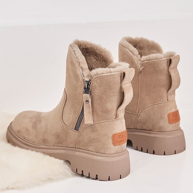 Women's Faux Fur Lined Chunky Sole Side Zip Winter Ankle Boots